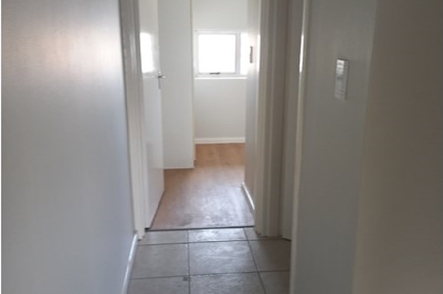 To Let 2 Bedroom Property for Rent in Uitzicht Western Cape